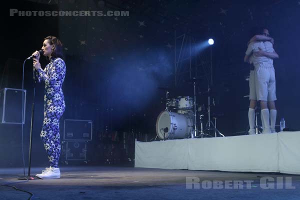 YELLE - 2015-06-28 - PARIS - Hippodrome de Longchamp - 